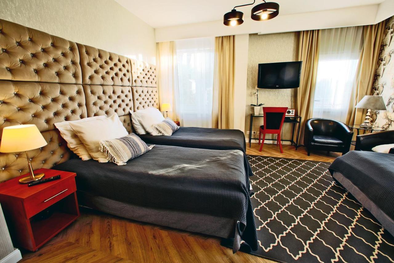 Rezydencja Pod Teznia & Spa Иновроцлав Экстерьер фото